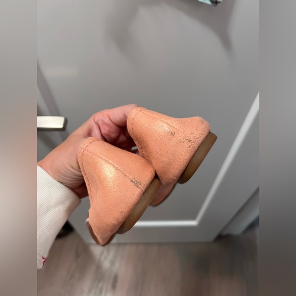 Coach ballet flats women’s shoes size 6 pale pink slip on - Picture 3 of 13